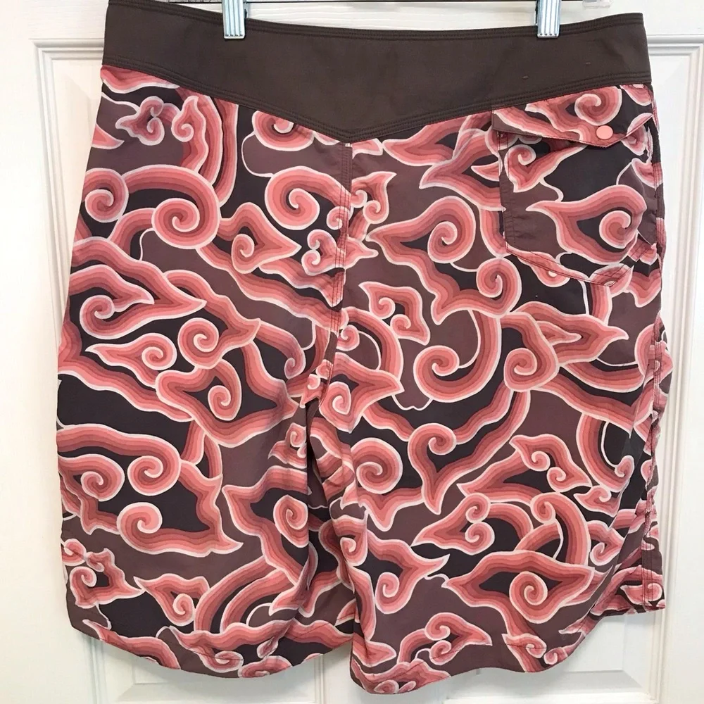Vintage Patagonia Pataloha Board Shorts Megamendung Cloud Batik
